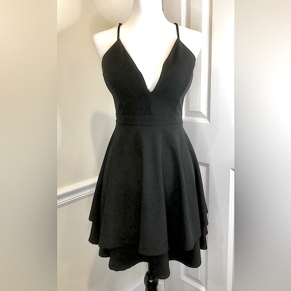 Black V-Neck Lace Back w Gold Zipper Open Back Tiered Dress Adjust Straps Sz MD - Picture 7 of 11